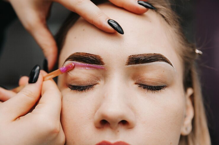 Brow Wax & Tint